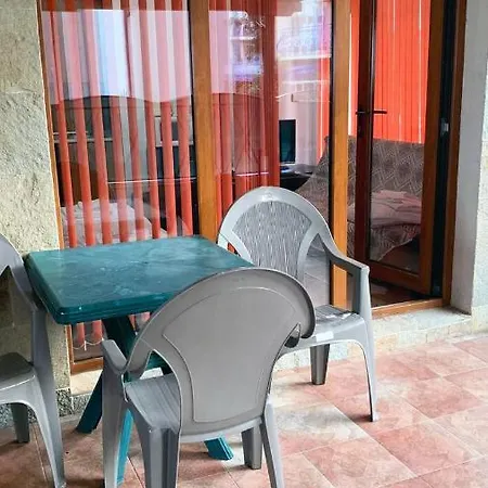 Studio With Large Terrace Near Beach Apartment *