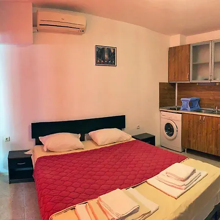 Studio With Large Terrace Near Beach *